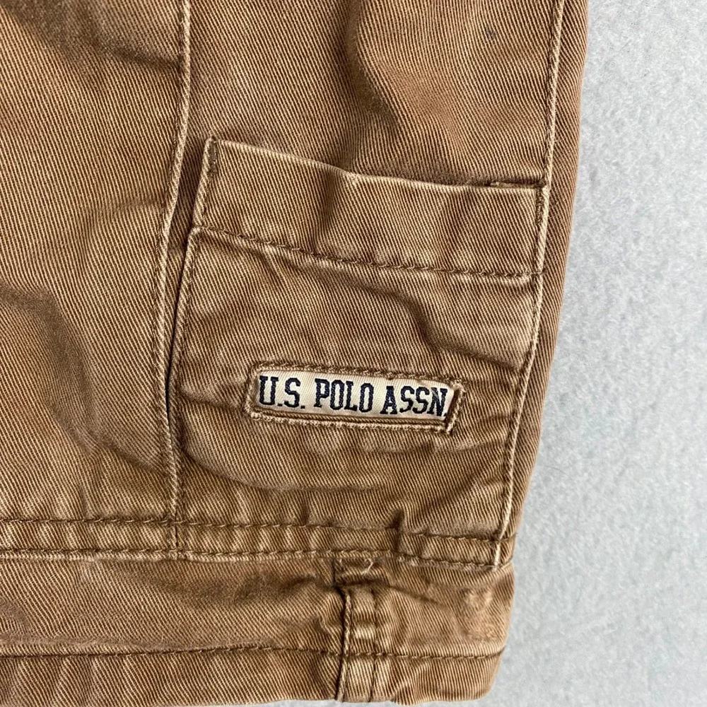 US Polo Assn Heritage Mens Cargo Shorts Tan‎ Size 31 Cotton Utility Pocket Y2K